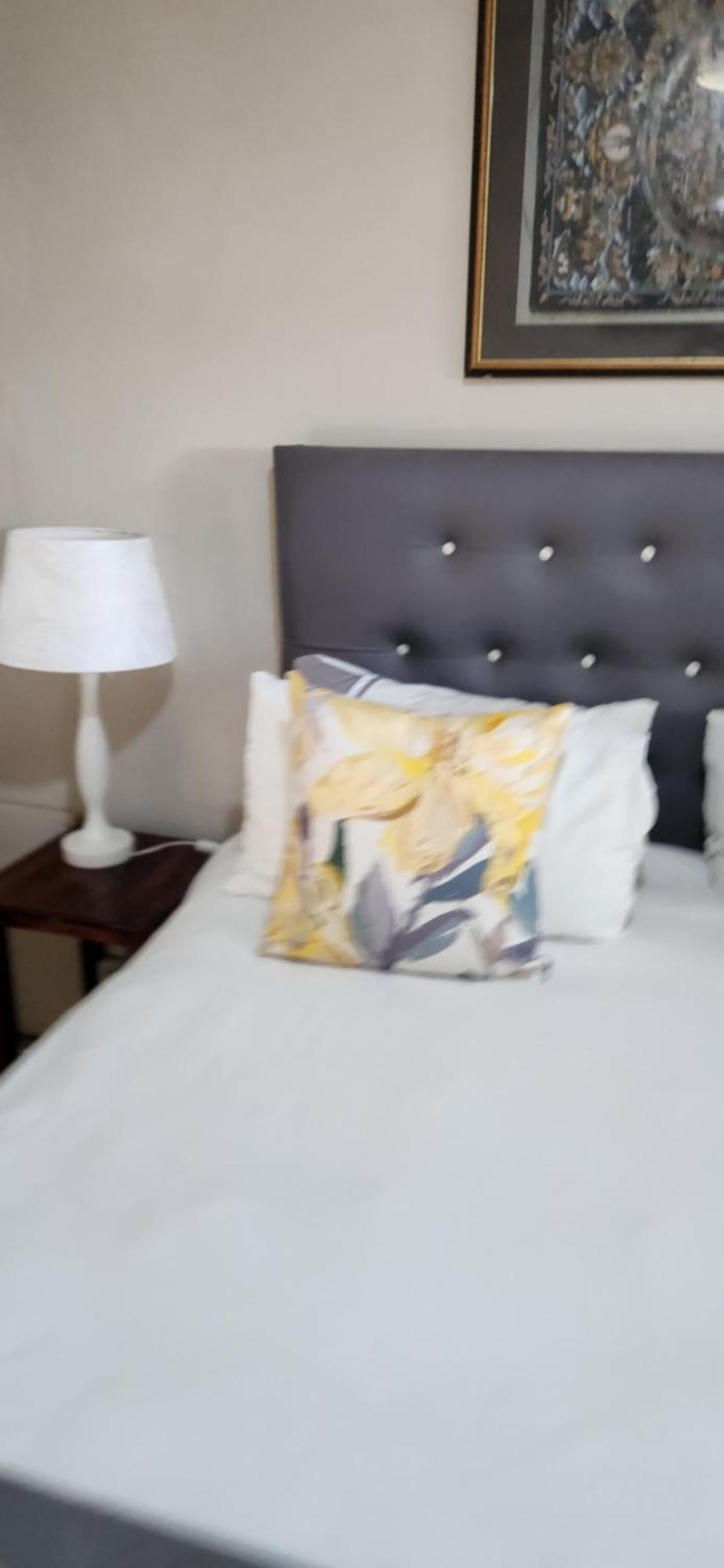 Garden Corner Guesthouse Beaufort West Ngoại thất bức ảnh