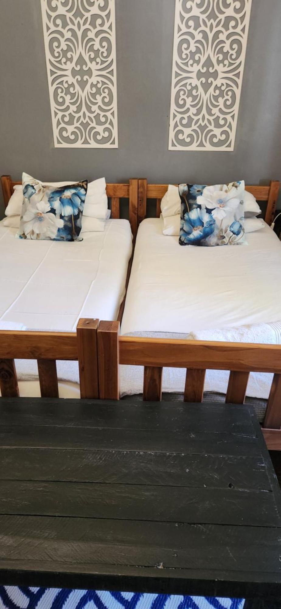 Garden Corner Guesthouse Beaufort West Ngoại thất bức ảnh